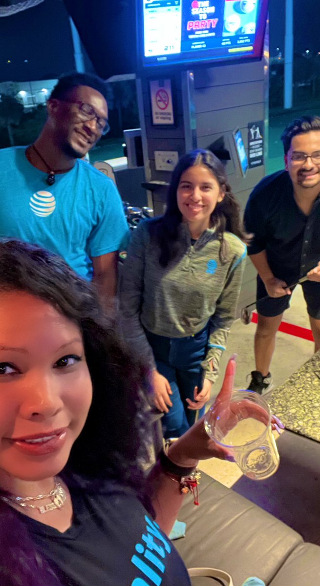 Ashantie_2's tweet photo. Samsung event yesterday was amazing. thank you for having us and challenging our golfing skills. Team Turtle grateful for this great opportunity on gaining more knowledge to bring back to our customer. @GalaxyGabeG @Hdncorp @dr_mfarhan @One_FLA @SamsungMobile @Muhamma32149842 https://t.co/ptxhxUBNmI