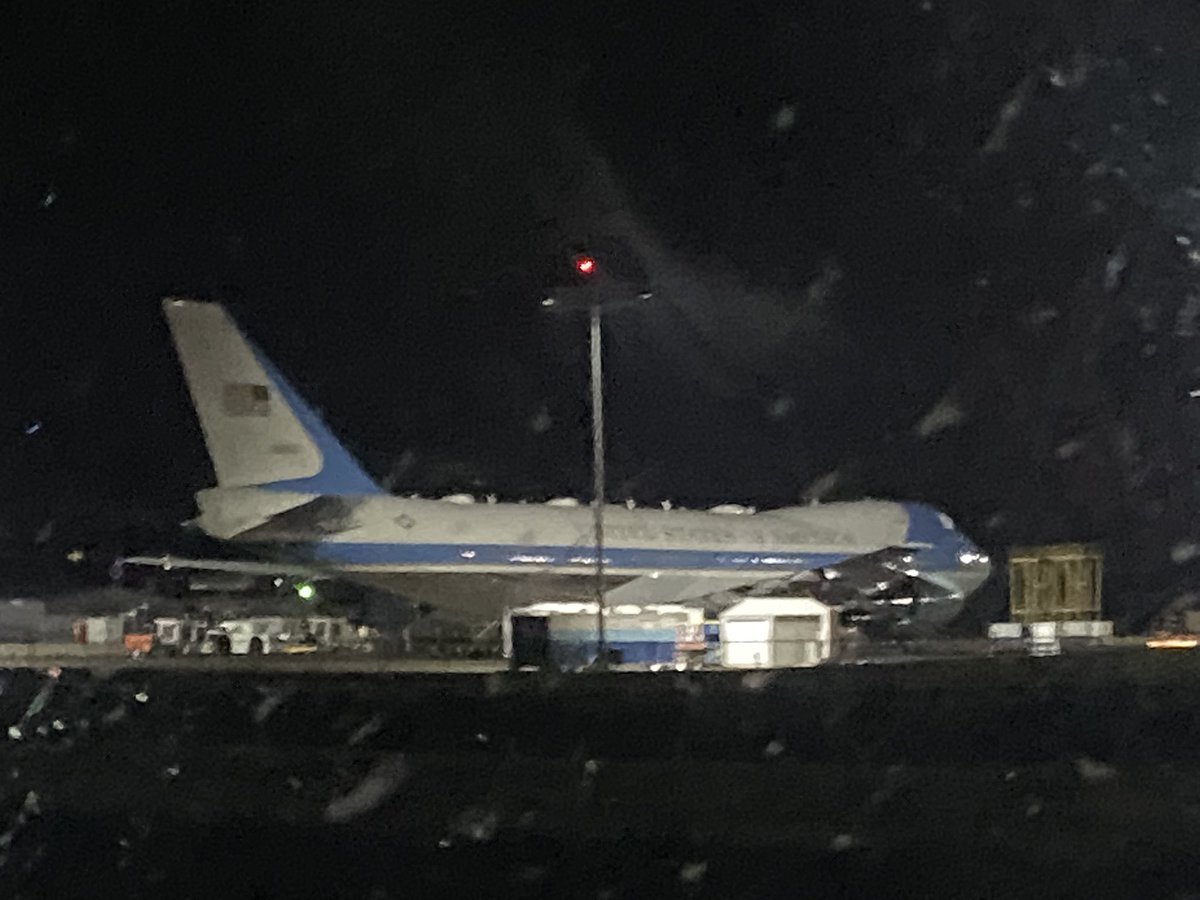 natea98's tweet photo. @USAirForceVIP Who was in Greenville, TX last night? https://t.co/dac8ALKENv