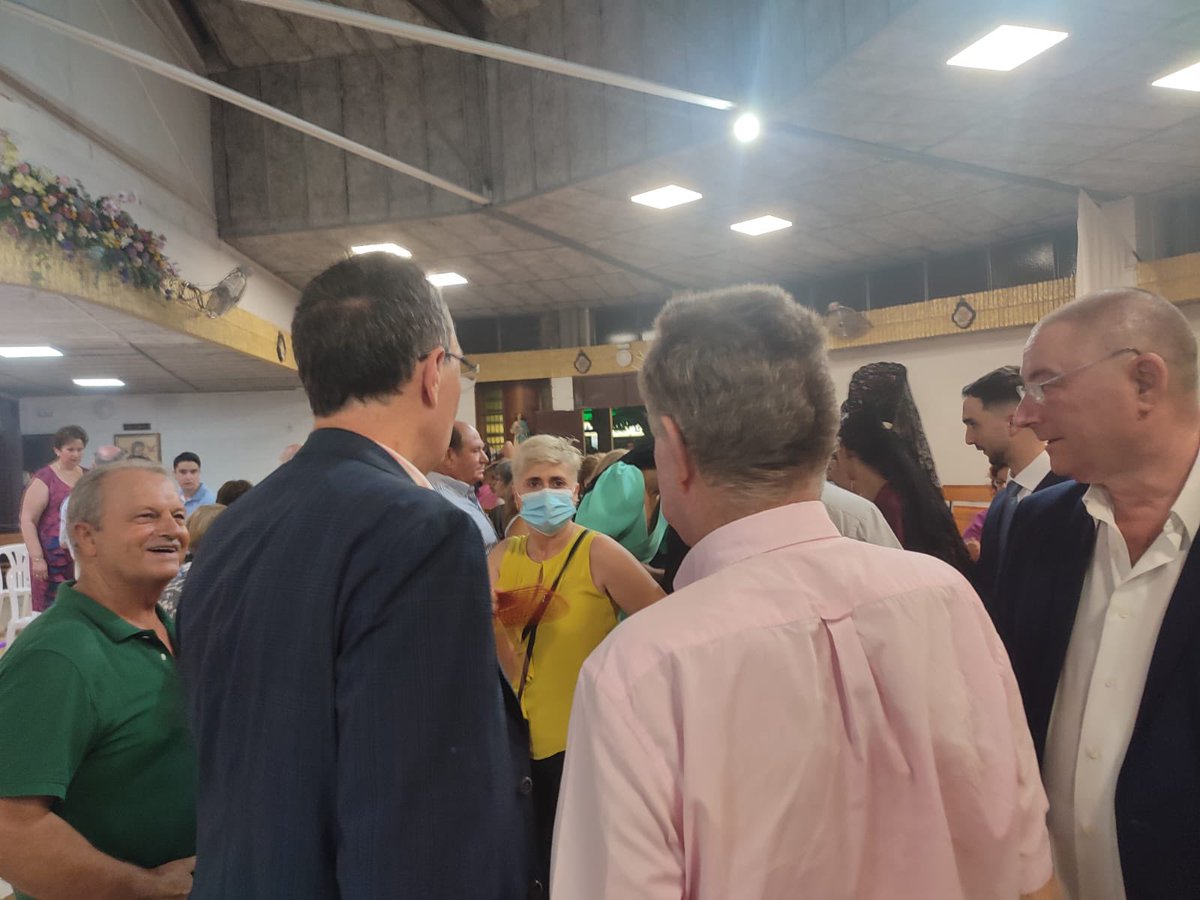 Ballesta_Murcia's tweet photo. Cientos de vecinos arroparon ayer a Antonio Sánchez en su ordenación como presbítero en Llano de Brujas https://t.co/2k5ujwwZUT