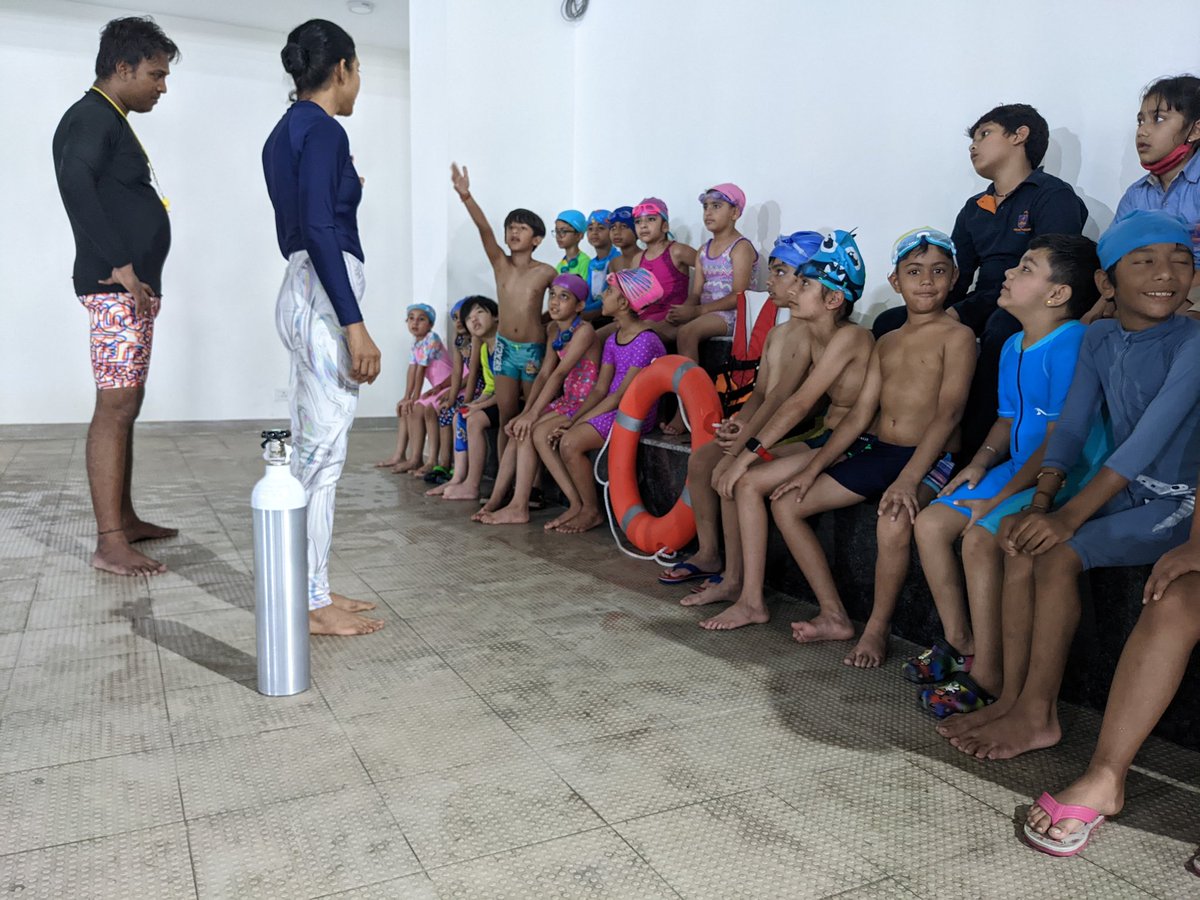 gaurav_2059's tweet photo. "When you finally let go of all your worries and fears, you become calm, you smile and float."
#form3A ss are getting instructions of health and safety in the swimming pool area. #IBPYP #Swimming #healthylifestyle #PEforever
@AneeshaSahni @KetakiKTweets @Prometheus_Edu https://t.co/L17SFywixw