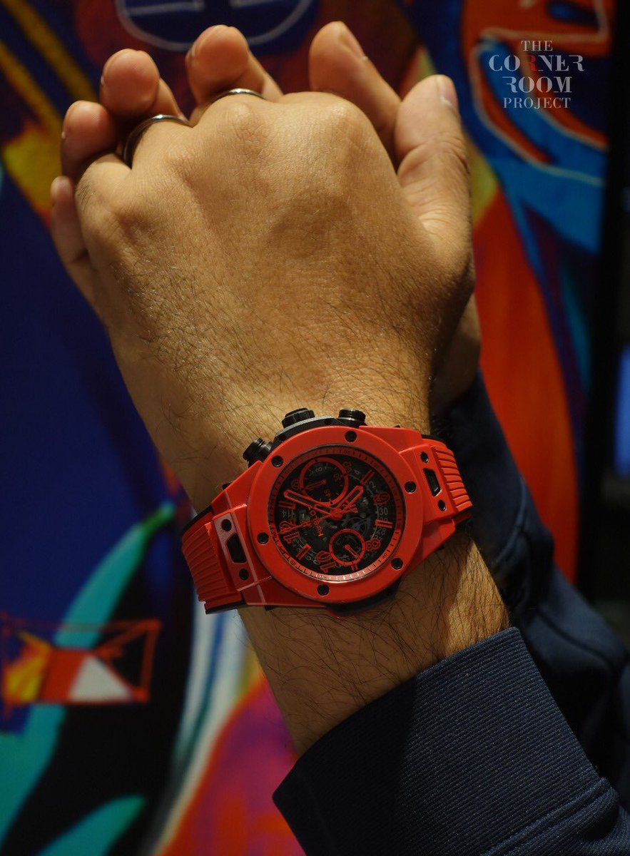thecornerroom's tweet photo. Hublot's Big Bang Unico Red Magic is the world's first vibrantly coloured ceramic watch.

Price: Rs. 22,59,600

Shot exclusively for @thecornerroomproject
At @hublot_mumbai Palladium, Mumbai

📷 Rahul Sawant

#Hublot #TCRP #mensluxury #HublotBigBang #BigBangUnicoRedMagic https://t.co/IbFfnvKjyC