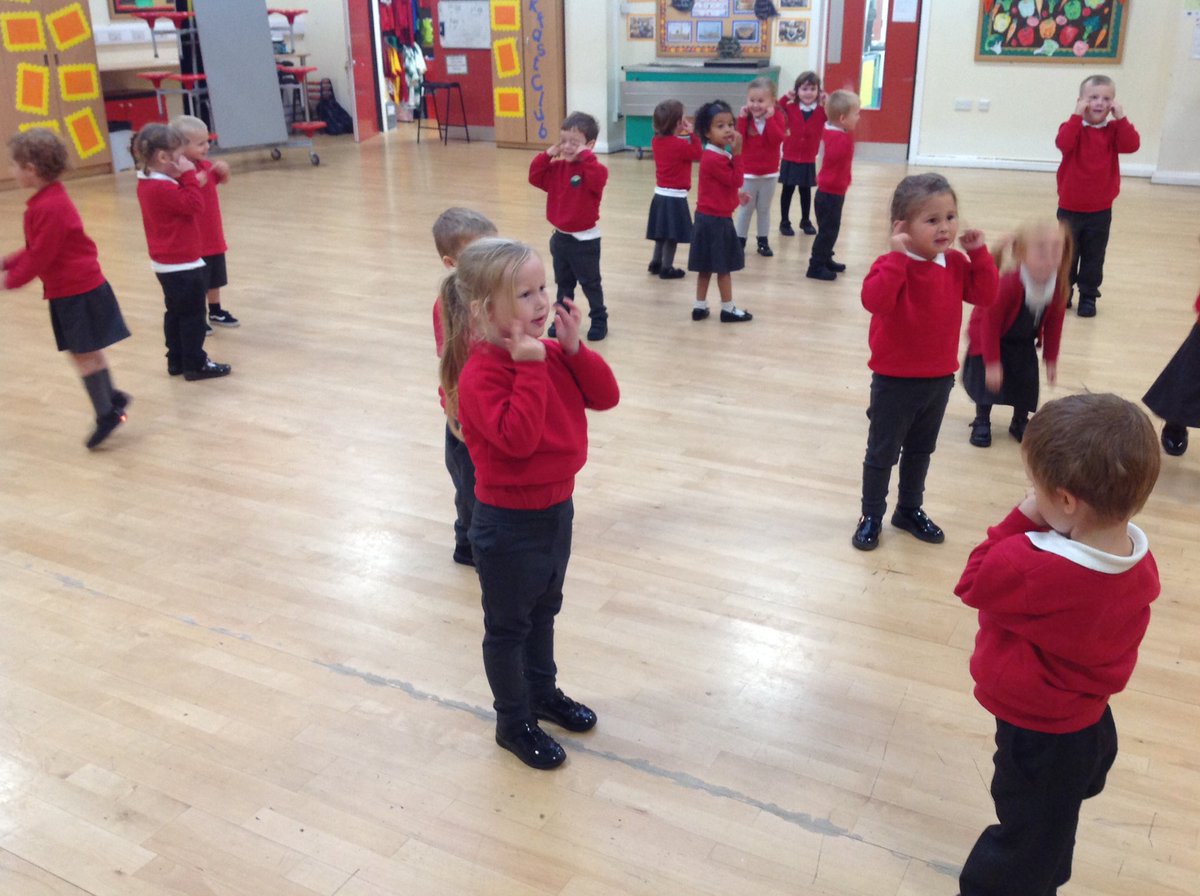 WMPrimaryF1's tweet photo. This morning we started our squiggle time in the hall. We started with lots of action songs. #developingmotorskills https://t.co/q1jx0YHX36