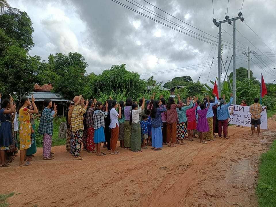 cassiakhin's tweet photo. Pro-democracy residents from Taze, rallied and, demonstrated a strike to stage an unrelenting protest against military dictatorship today.  #2022Sept12Coup #WarCrimesOfJunta #WhatsHappeningInMyanmar https://t.co/fpm2r6yWoK