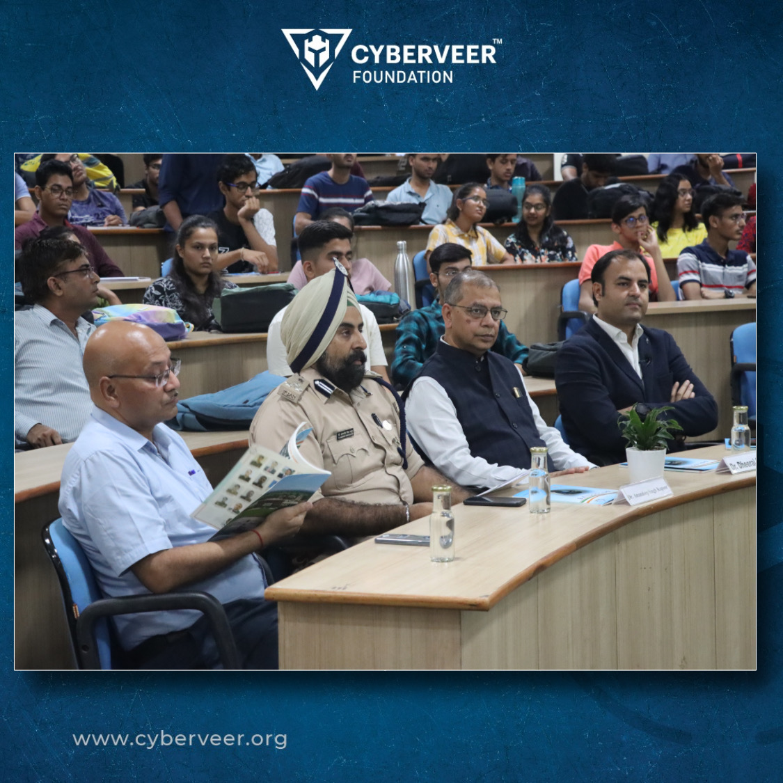 cyber_veer's tweet photo. It was wonderful interacting with students of @jklujaipur during our awareness program on #cybercrimes . Along with, enlightening words by the chief guest Sh. Amandeep Singh Kapoor (IPS) Director, Central Detective Training Institute, Jaipur. 
#cybercrime #awareness #cyberveer https://t.co/bjzxRNhyJ2