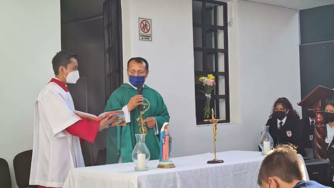 ifxalegre's tweet photo. Con la bendición de Dios y entusiasmo comenzamos el ciclo escolar 2022-2023 😃📚
¡Por una juventud fuerte, responsable y alegre!
#IFXA https://t.co/lJOgGkJme1
