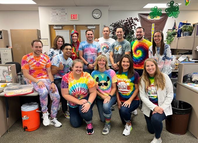 JHSMathDept's tweet photo. The math department is starting off homecoming week strong!! #classcolorday https://t.co/uTq9GG2bom