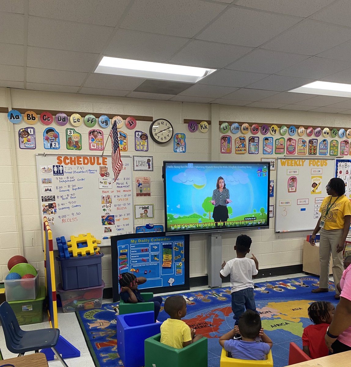 AbneyJohnathan's tweet photo. WE are ready for a great day of learning in Mrs. G’s pre-k class! #LevelUp #windsorwuldcats https://t.co/f10lj1rBu0