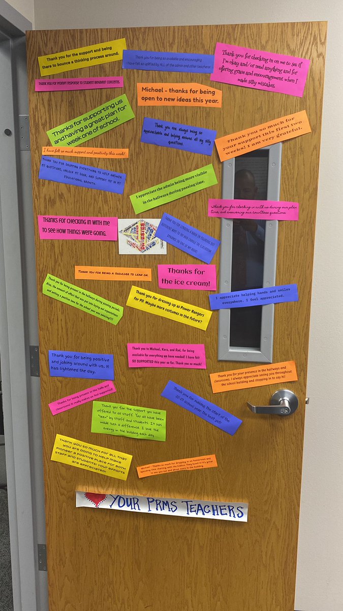 DrMichaelEstes's tweet photo. Great way to start my Monday morning. Thankful for this amazing @PioneerRidge_Mo staff. #thesmallthingsmatter #ThePatriotWay https://t.co/IDOILqb5as