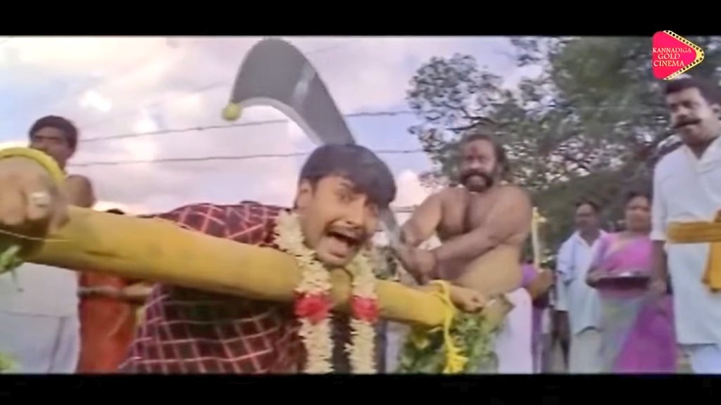 KicchaFor_Ever's tweet photo. Don't Blame Me How I Ended A Fight Which I Didn't Start😎🔥

#WifeBeaterHijdaDarshan
#GayOfLossesDagarDarshan 😅

#VikrantRona #KichchaSudeep 
@KicchaSudeep 👑 https://t.co/KTrwewrxNJ