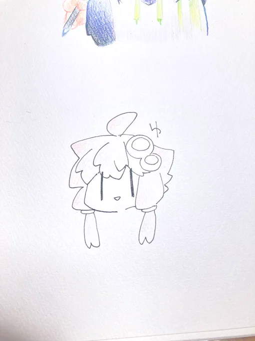 ピンク塗ってぇ(発光しちゃった)水色重ねてピンクも更に重ねてぇ薄い紫とその他諸々ほっぺも塗り塗りぃっと塗り重ねてぇ体生やしてぇぐっどぉ 