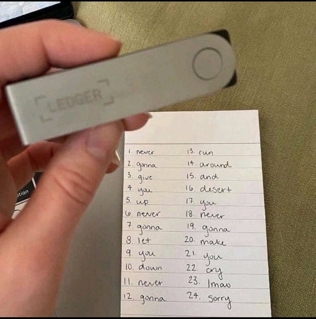 Finally transferred all my $BTC and $ETH into my brand new ledger 😋