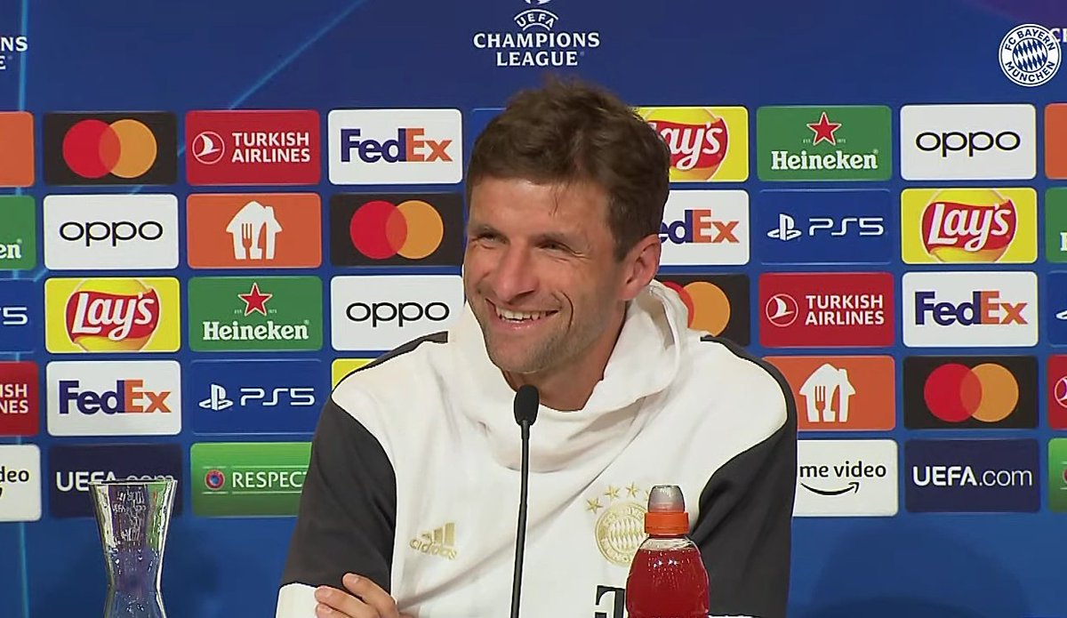 iMiaSanMia's tweet photo. Thomas Müller: "Sadio has been jokingly telling me for the last 10 days to be careful not to accidentally pass the ball to Lewy. We have to play our game tomorrow and not focus too much on Lewy" #UCL https://t.co/91nBcYCyyF