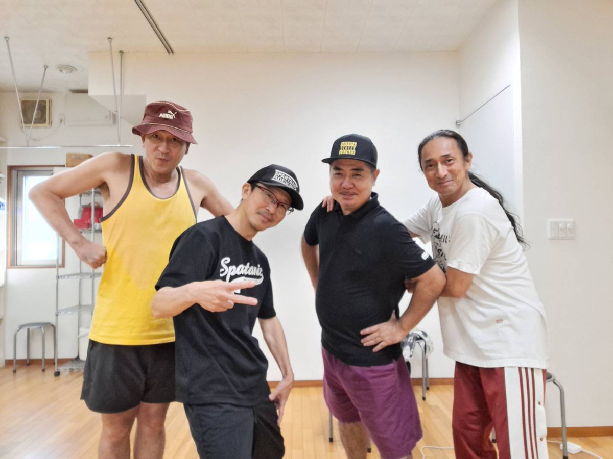 SpartanicTakeo's tweet photo. 2022/10/1 #広島ナイト にむけて　#50祭CREW　の練習！！

楽しい芝居？をお見せします
皆様、是非遊びに来てください

#YANAGI #HORIE #DJMIKIMASA #BboyTko #HarukiHorie

https://t.co/AFHCBgVDFW

#faithoneschool #studiofaith #spartanicrockers https://t.co/gmoDvP2QqD