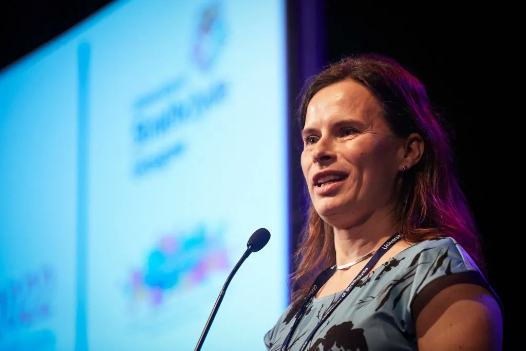 amaservsig's tweet photo. SERVSIG welcomes Kristina Heinonen as the incoming co-chair – 
Linda Alkire's 4-year term as co-chair of SERVSIG has ended. Kristina Heinonen introduces herself in a wonderful welcome note. Read more here: https://t.co/duR48VxgVb https://t.co/4RjYSqIb5t
