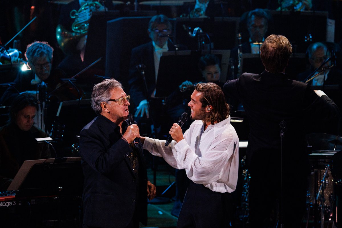 TENMusicGroup's tweet photo. .@BenjyIngrosso performed at 2 sold out shows with Kungliga Filharmoniska Orkestern (the Royal Stockholm Philharmonic Orchestra) this weekend at Konserthuset 🎵 (📷: Yanan Li) https://t.co/21KVDKWFTV