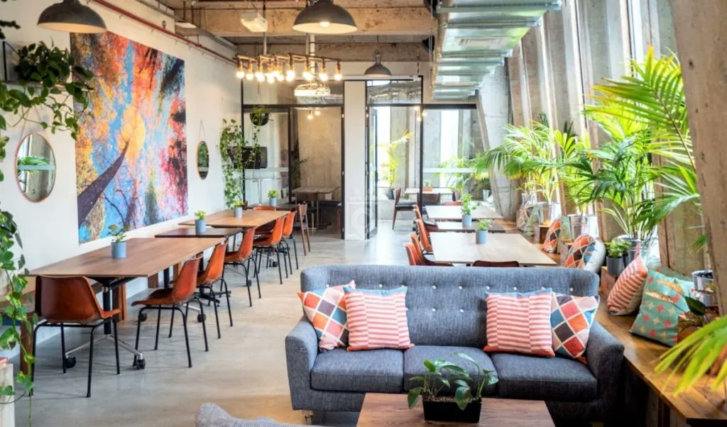 CoWorkingLondon's tweet photo. #CoworkingInsights 🕵🏼‍♀️ Flex Operators #TheHive, #CommonGround, and #TheCluster Merge to Form The #FlexiGroup 👓  https://t.co/6XPqU5uXMg https://t.co/GXMfyYk0x2