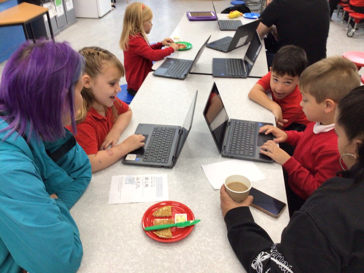 Mrs_B_ICT's tweet photo. P2 are showing their families how we can use digital technologies to help with our learning at this morning’s learning breakfast. #digitaldeans #wldigilearn @DeansPrimary @MissOrrP2 https://t.co/TFj0EFDMKA