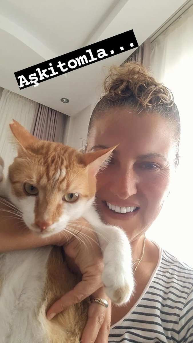 Offf yine yakayadı beni yaw, bıyaaaak diyom, yok bayi poz veyeyim.