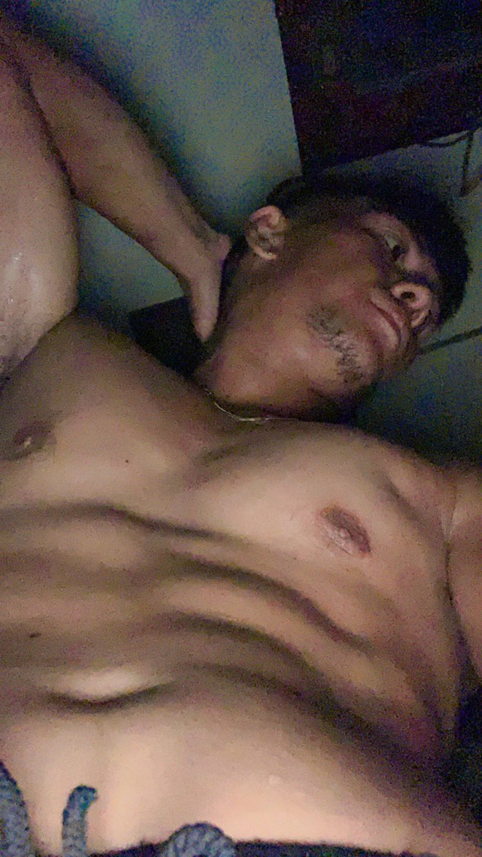damn36765856's tweet photo. Good night✌🏼 https://t.co/FSb2Yni3XS