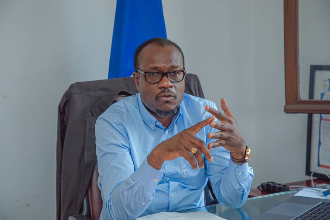 WayaIsaac1's tweet photo. #RDC: Les priorités pr la session parlementaire Septembre 2022 doivent être :
1. La réduction du train d vie d l'État,
2. Suppression du CNSA (une institution budgetivore),
3. L'augmentation du budget d l'armée pr entamer sa réforme et améliorer le social d militaires. @DSESANGA https://t.co/4woiv4beyh