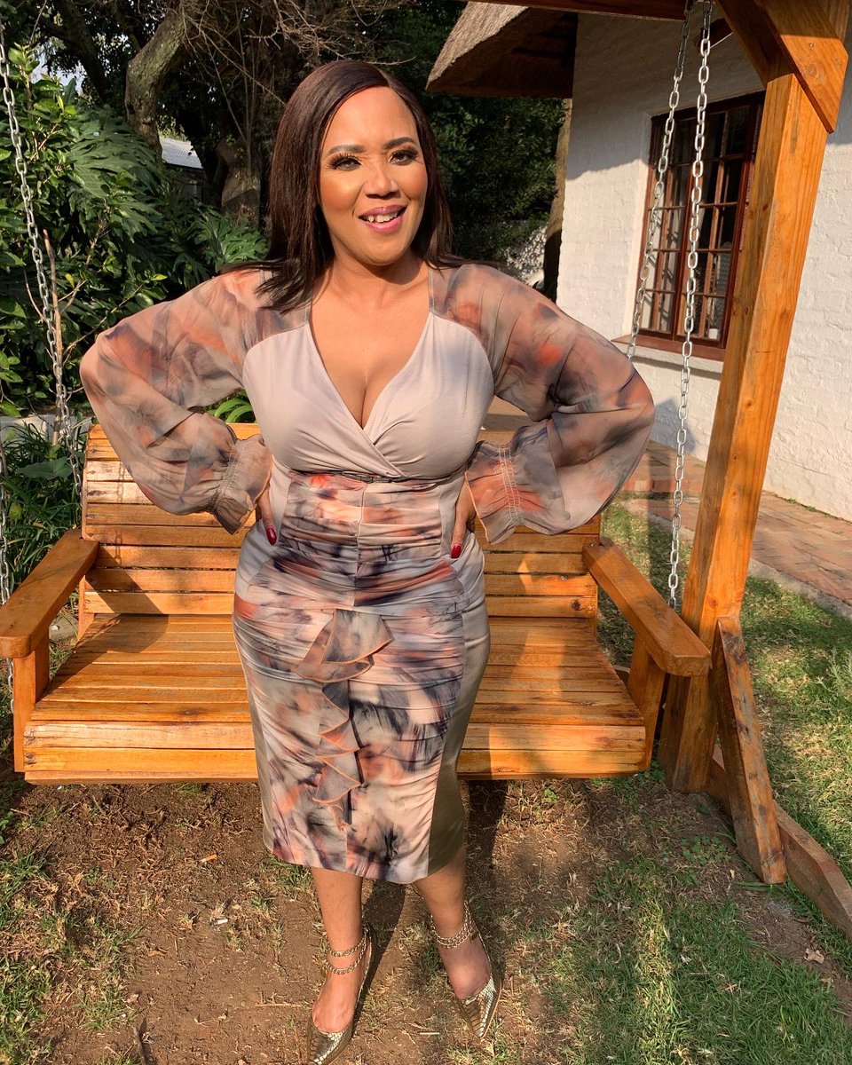 PhumeKhethang's tweet photo. Episode 7 of #PastorsWives done &amp; dusted .. it was a great episode we had fun 

It is easy to love her @judyranoto https://t.co/d1U0Rw9p2U