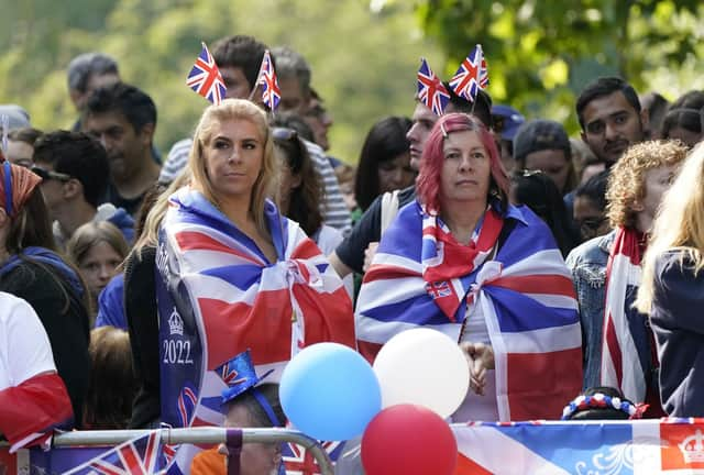 RickOShea54321's tweet photo. On Channel 4, "Steph's Packed Lunch" shows a person called a "royal super fan".

To be clear, the British media apparatus call a Jeremy Corbyn super fan someone who is part of a "cult".

This 👇 isn't a cult though... apparently.

#AbolishTheMonarchy #NotMyKing #NotMyPrince https://t.co/JLzLgMbV0R