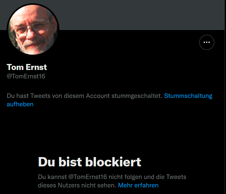 SedimentIV's tweet photo. @OsintS4 @TomErnst16 @BinGanzBrav Lol jetzt hat er mich geblockt ?? ich glaube er sollte in der VHS einen #ComputerKurs für Senioren besuchen ich kenne da ein paar Tutoren ! @TomErnst16 besser wäre er löscht den Blödsinn! https://t.co/tye69iVekk