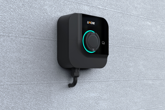 rapidchargeuk's tweet photo. We would like to introduce the @linkcharging Charger 

This affordable charger is the most inexpensive in our range but it has load balancing, solar integration and a sleek phone app.

If you need an #EVcharger, visit our website:

https://t.co/sIJd5OZ5xD

#ElectricVehicle #EV https://t.co/502ov75fHd