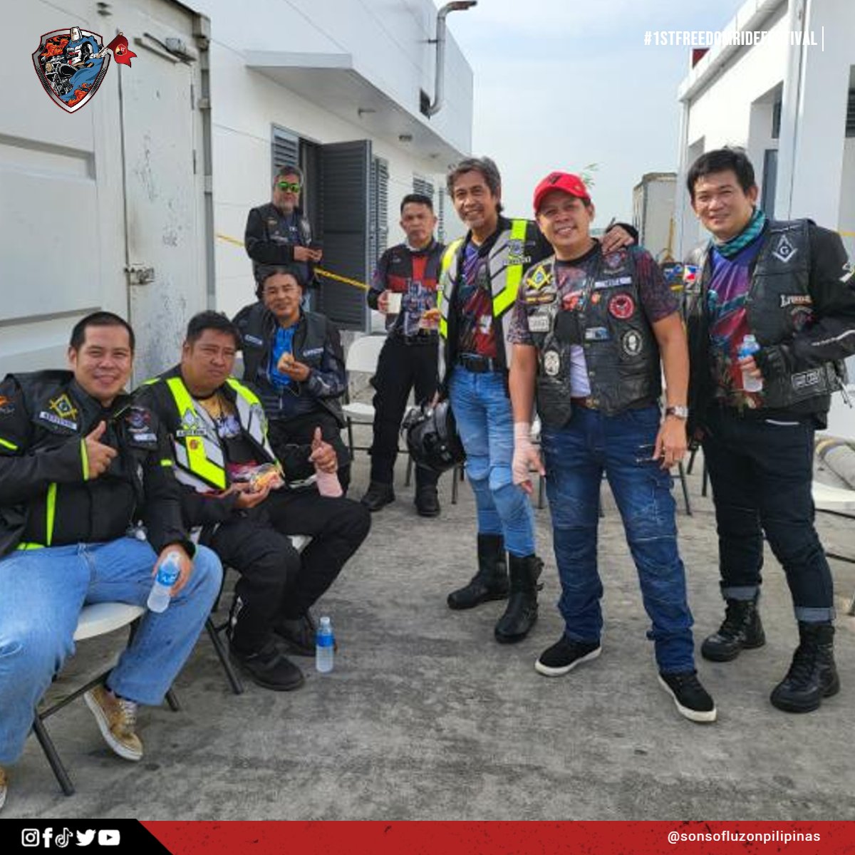 Sons of Luzon Pilipinas

Headed by the national president Tony Andaya together with the officers and members from NCR, south Luzon, Bulacan, Tarlac, Nueva Ecija, and Bataan chapters made all the way to Tuguegarao city to patch new members and charter Sons of Luzon Tuguegarao.