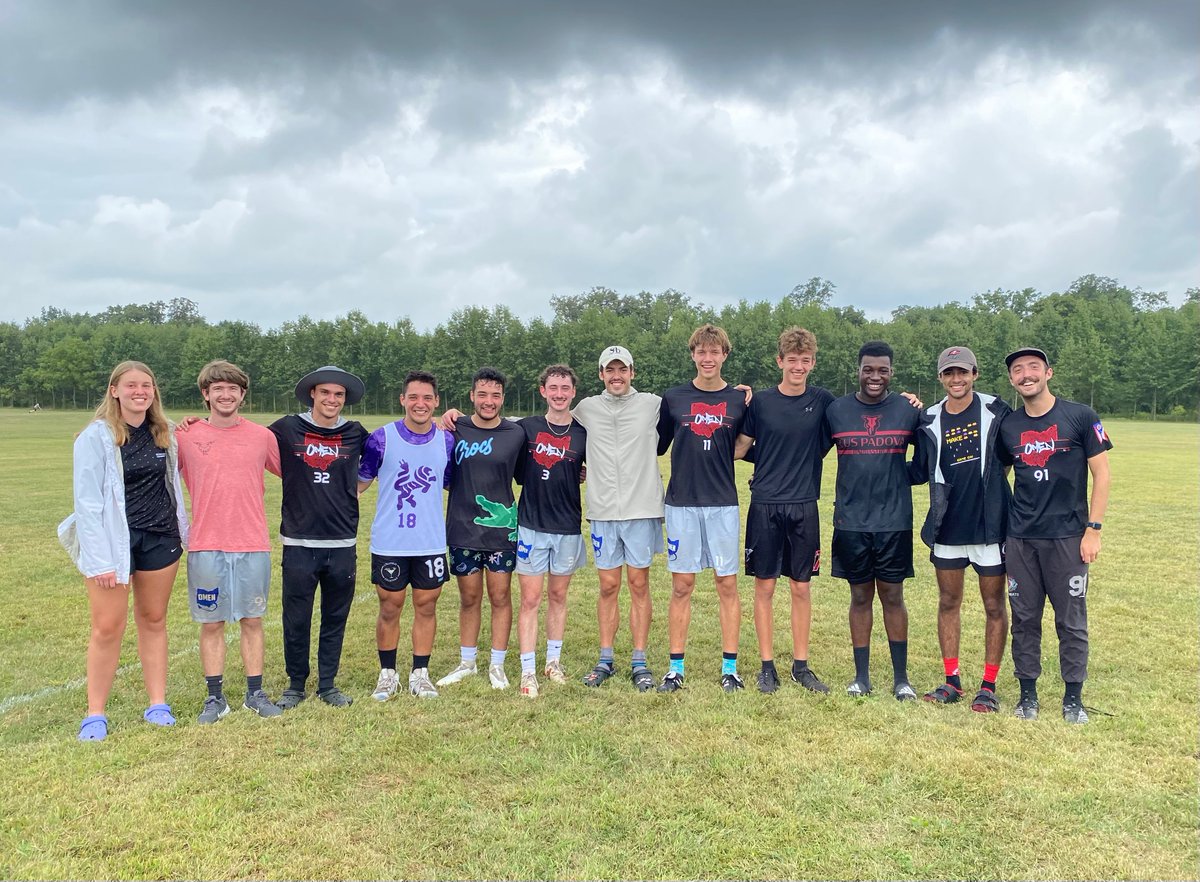 Great to see current and former Mason Ultimate players competing at EP Sectionals '22.  Good luck to those going to GL Regionals.