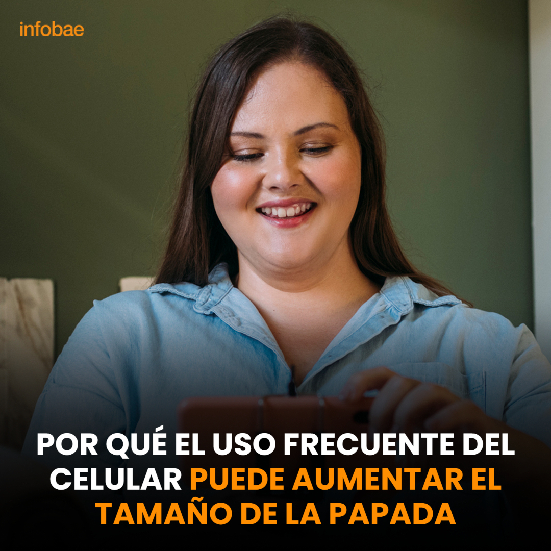 infobae's tweet photo. Por qué el uso frecuente del celular puede aumentar el tamaño de la papada https://t.co/P3GPZgXj4E https://t.co/ZNhRzFtiOM