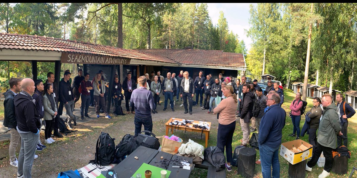 IncubatorsUH's tweet photo. The NEXUS kick-off continues! 

Now the teams and mentors have been whisked off to a Finnish forest to get to know each other and get ready to start working hard on developing their ideas during the programme 💪🏻
#CampusIncubators #WeAreHelsinkiUni https://t.co/pqPQXcsIit