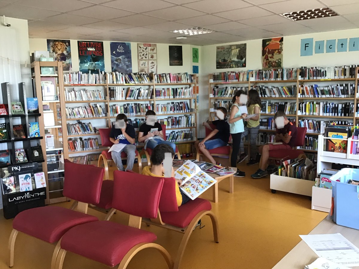 CDI_Cerisy's tweet photo. L’#EMI en 6e avec la #prodoc au @collegecerisy commence par la découverte du #CDI et de ses ressources ! https://t.co/wHAV3meeJk