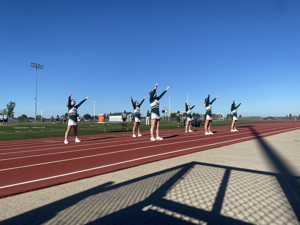 Korah_1735's tweet photo. So proud of the MS Cheerleaders🤍 @evgmiddleschool https://t.co/C2HgCcSIM6