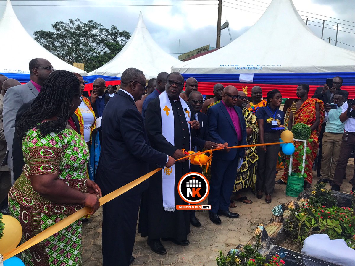 nkpromogh's tweet photo. Official: Presbyterian University College, Ghana now Presbyterian University, Ghana (@PresbyUniG);
Charter monument unveiled.
#nkpromkgh #nktvghana #PUG #PUCG https://t.co/A92K5uint8 https://t.co/o38LQF62r3