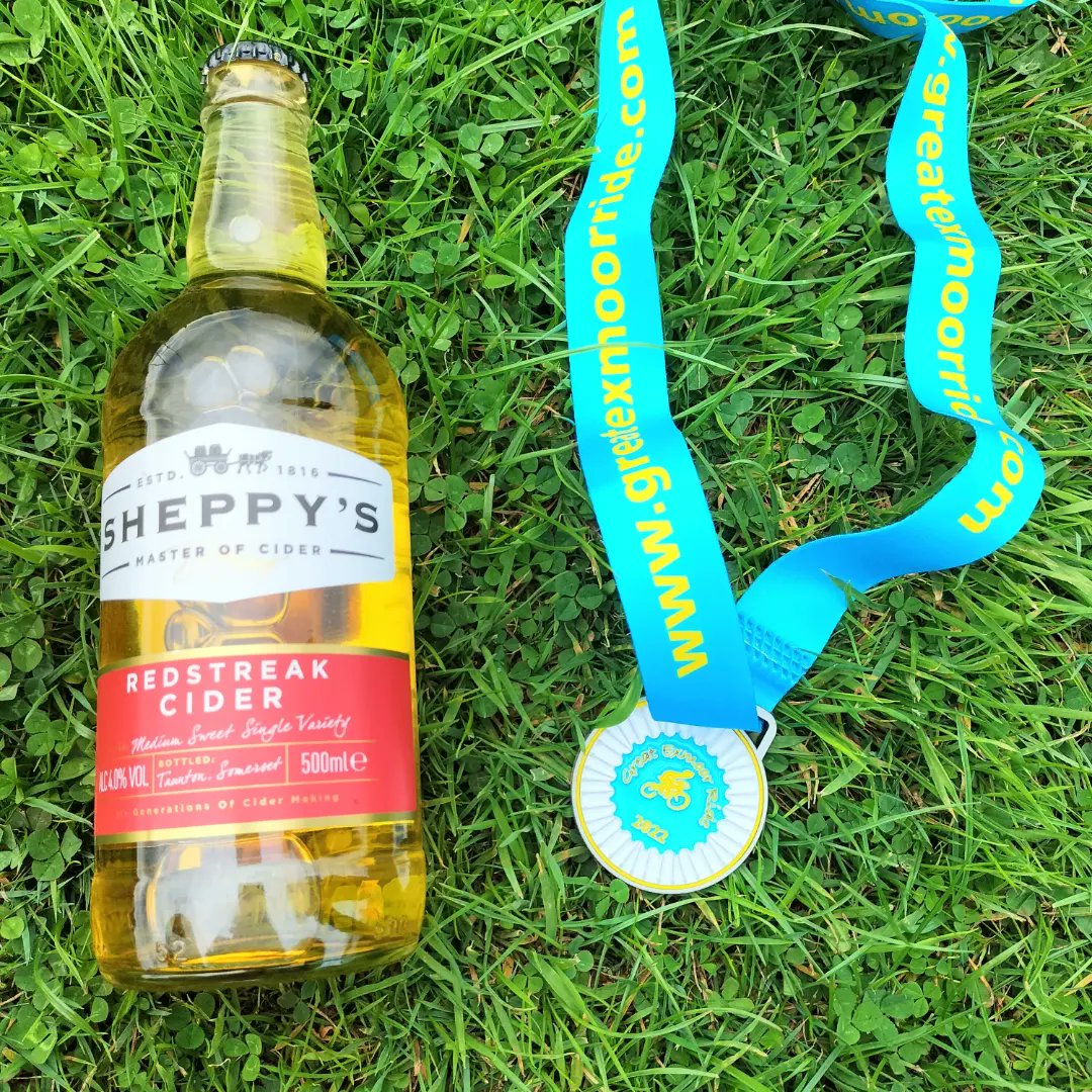 daytoday77's tweet photo. Mission Accomplished #3 @GreatWestonRide #mendiplakesandlumps @GreatExmoorRide #challenge #greatevents #supportivefriends @ExmoorNP #cyclinguphill https://t.co/3dvpWVB9YT
