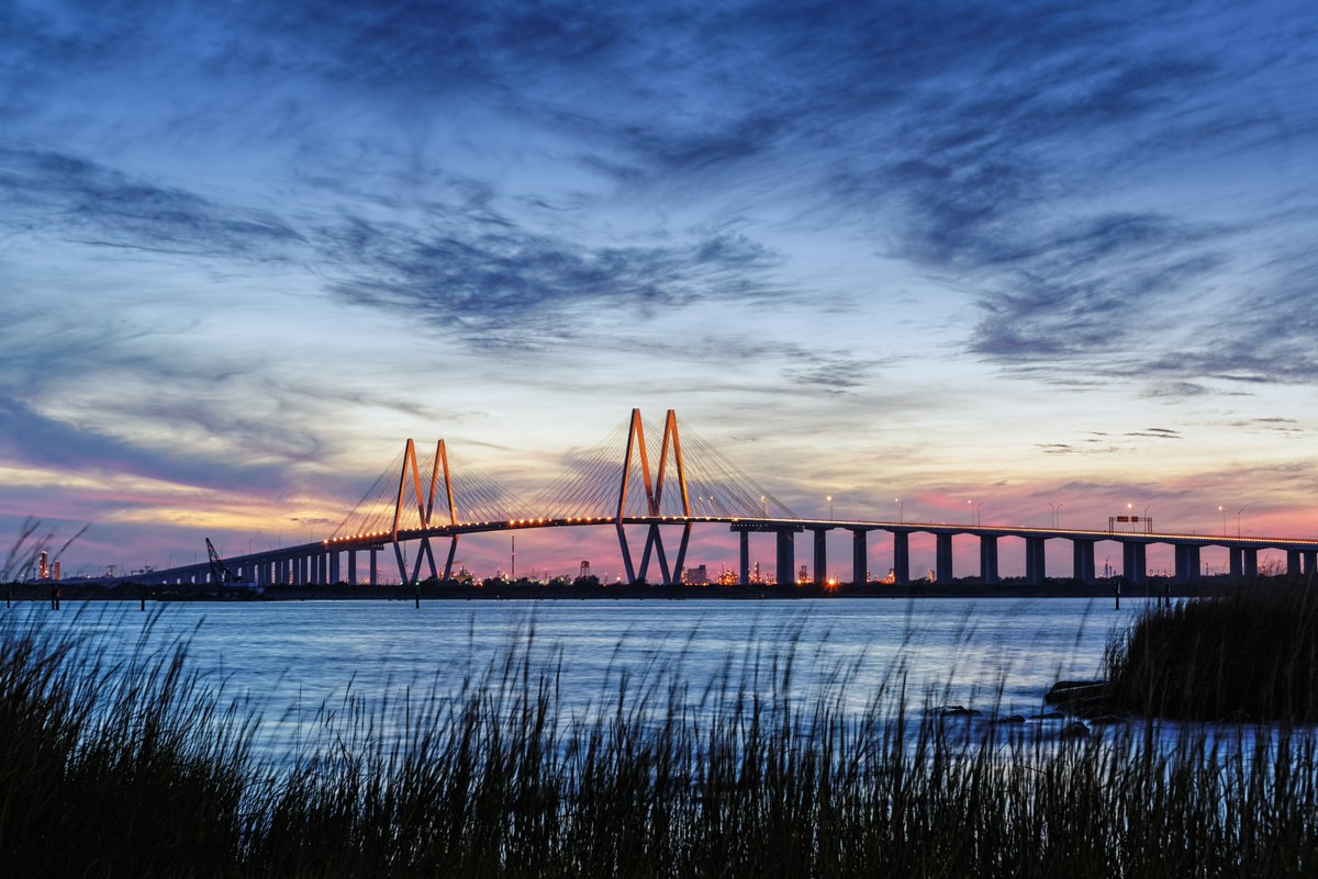 HarrisCounty311's tweet photo. Bridge the gap. Contact Harris County 3-1-1. #HC311 #harrishelps #harriscounty #tx https://t.co/IXp8EgvBcW