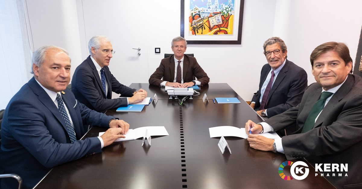 Kernpharma's tweet photo. Presentamos hoy en la @Xunta un proyecto que nos llena de ilusión💚: nuestra nueva planta de productos inyectables en Monforte de Lemos (#Galicia), que refleja nuestro compromiso con la industria nacional y con el territorio. Conoce todos los detalles 👉 https://t.co/sgGfeeGeuo https://t.co/yXq8EIXPrN