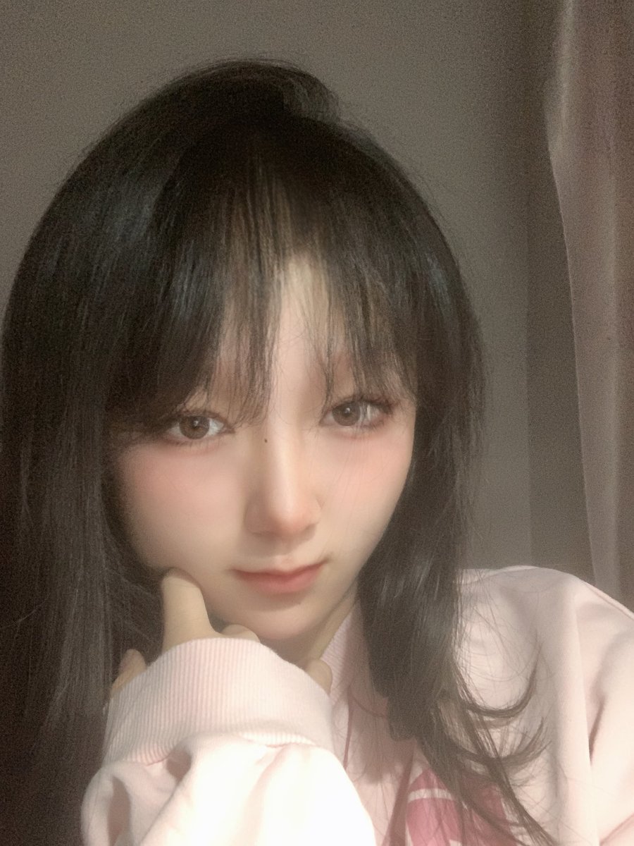 Scheng_W's tweet photo. 今天长这样 https://t.co/Lo16TwVGDf