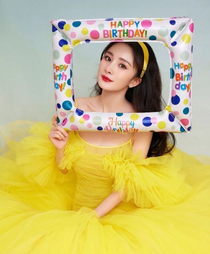 Happy birthday Yang Mi ku sayang  