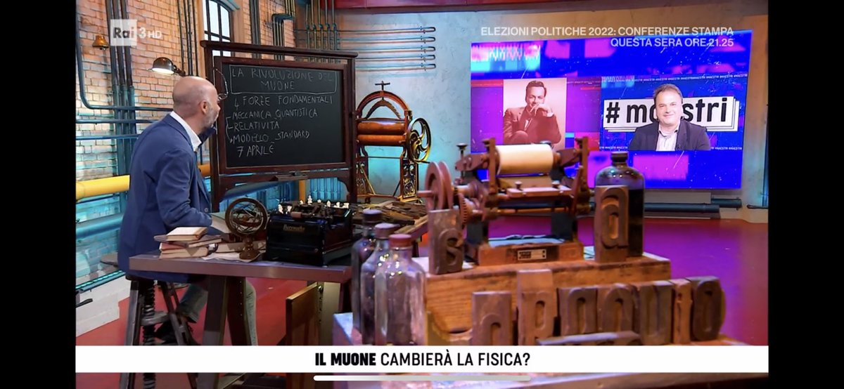 valeriamancuso1's tweet photo. @EdoardoCamurri #maestri
A sorpresa trovo un bel ripasso di#fisica sul #muone
Non facile,ma molto interessante la spiegazione del prof#Venanzoni
#edoardoCamurri https://t.co/Kj8ddb2c2N