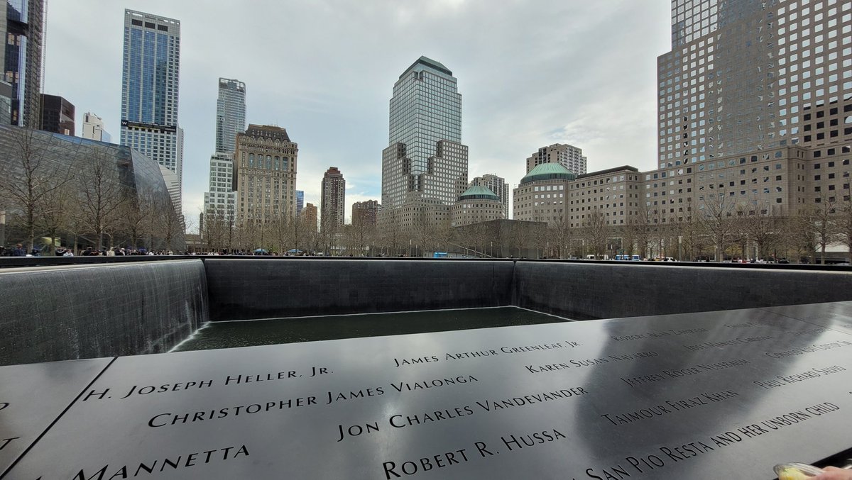 DDNFT79's tweet photo. @GrillzAPC I may not be American, but I feel the tragedy of that day deeply. I'll never forget. https://t.co/v8YwKbLw9U