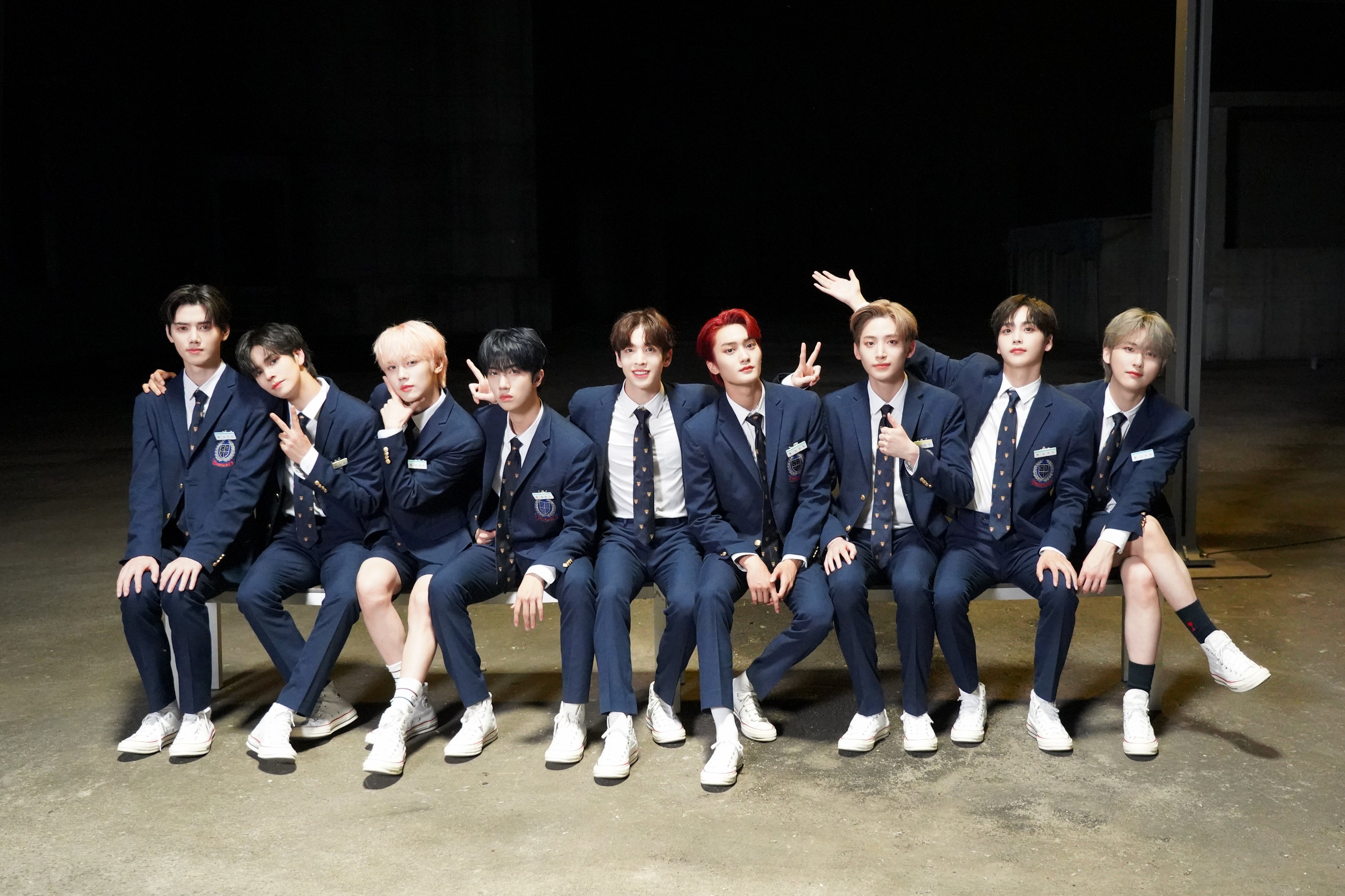 FcdVCrAWIAcD0Ro?format=jpg&name=4096x4096