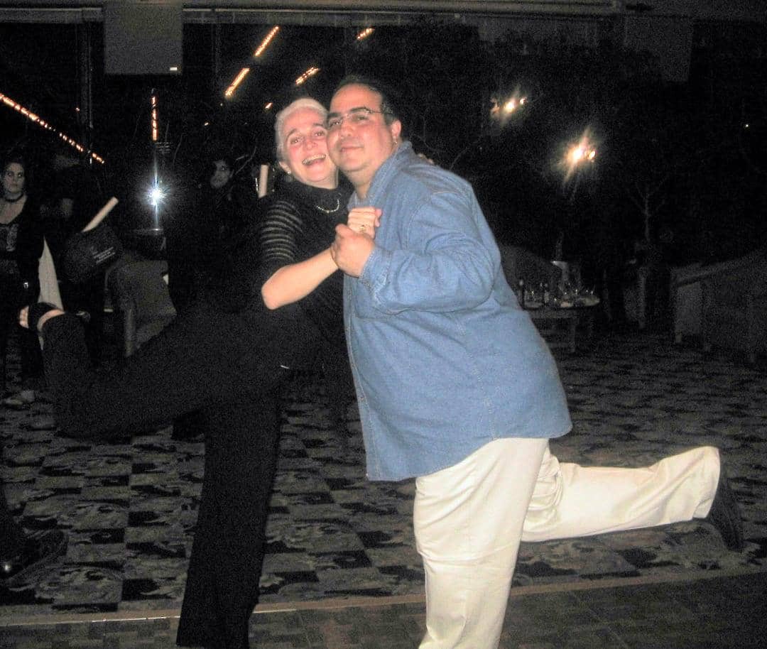 Descansa en Paz querido amigo! No solo excelente músico y promotor de la música venezolana, sino amigo alegre y ocurrente!