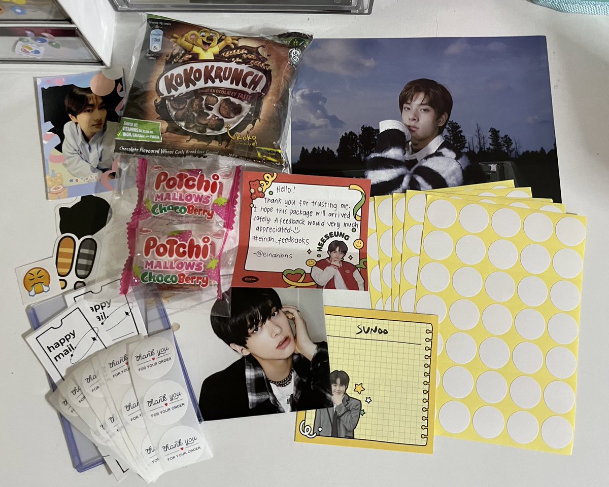 wonniecartz's tweet photo. 🎀𓂃 happy mail from @einahbns ᵕ̈ 

  ↝ #einah_feedbacks 🌷 

💭 thank you so much for this free claim !! everything arrived to me safely >< ty also for the snacks freebie 💕 https://t.co/JPqrz6l8Zx