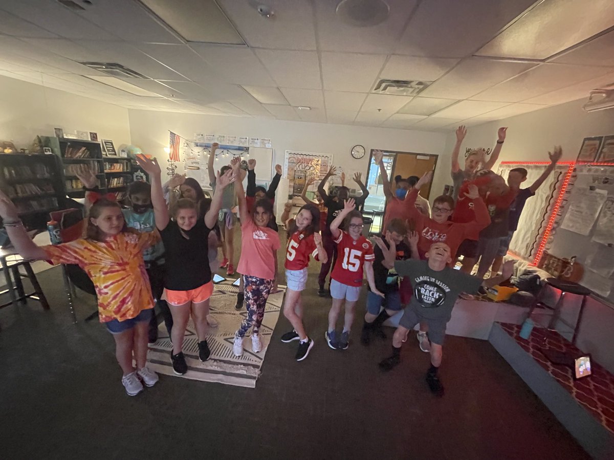 Connie Van Engen tweet media