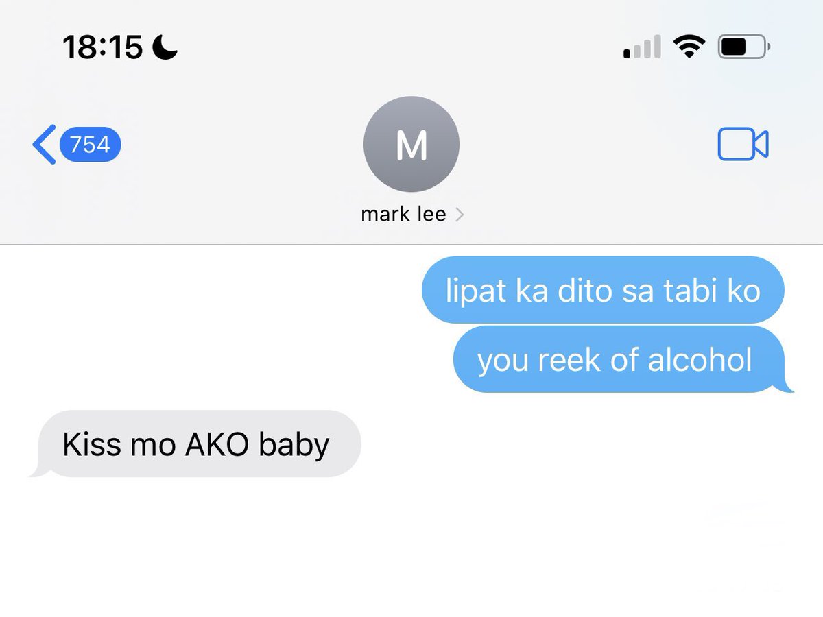 aomgeno's tweet photo. a #markno au,
kiss mo ako baby https://t.co/nyEAYnWg72