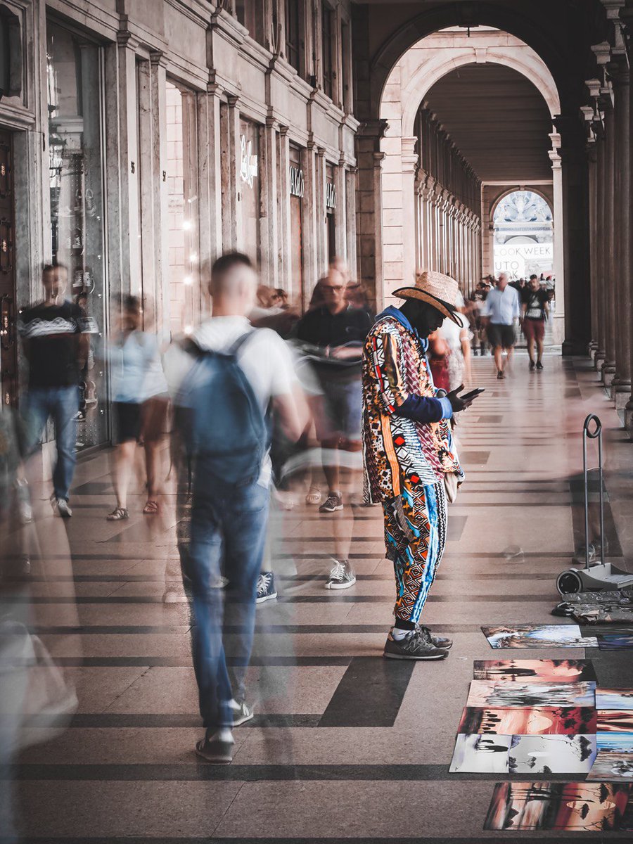 erripollo's tweet photo. Domenica mattina per le vie del centro 🚶📷
#Torino #street #people #photography https://t.co/oVgJcTl0Hu