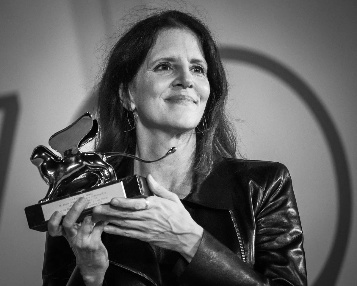 piermarcomenini's tweet photo. 𝙇𝙖𝙪𝙧𝙖 𝙋𝙤𝙞𝙩𝙧𝙖𝙨

🎞 Attrice/Actress
🏆 Leone d'Oro
➖️
© Piermarco Menini 📸
79th Venice Film Festival
➖️ https://t.co/P4ZX3xRoRx