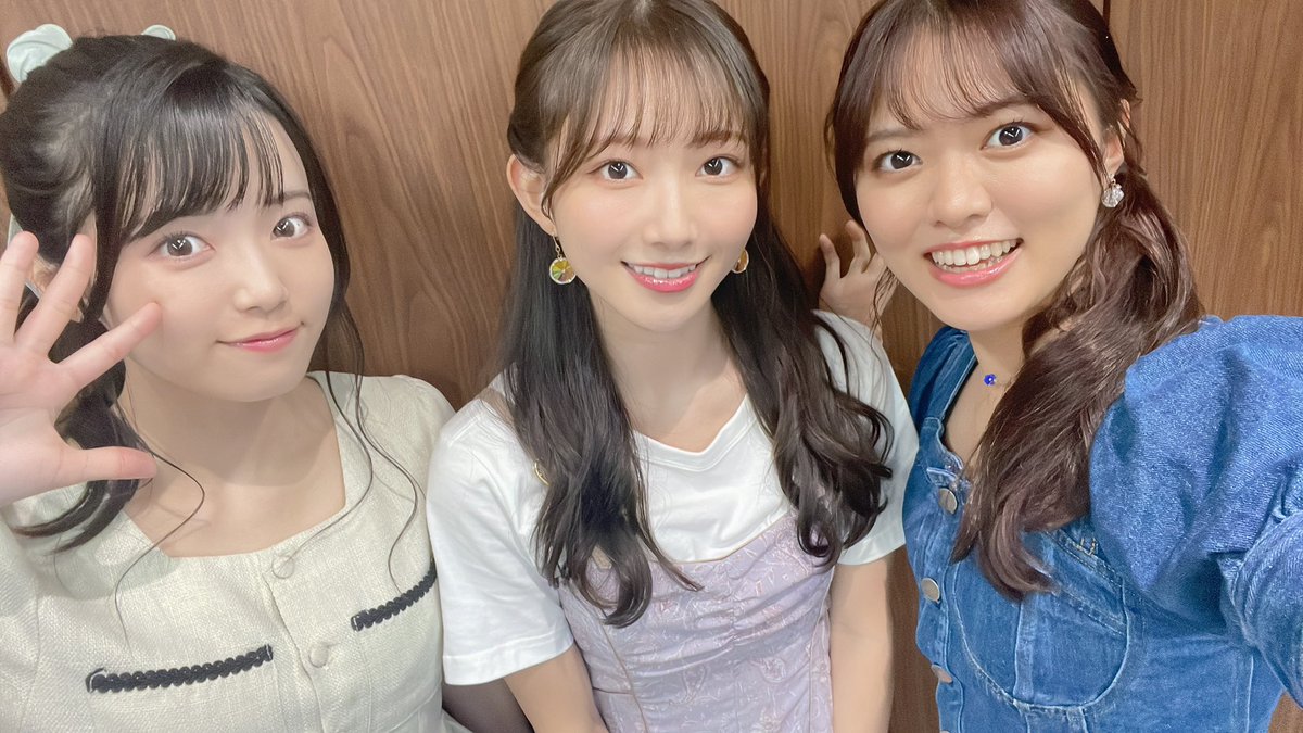 horimari_429's tweet photo. #スタジオABC ありがとうございました〜！！
全力湯切り姿も眩しい瑠ちゃん🍜
87歳でもはにかみスマイルに癒されるなぎちゃん🍠
破茶滅茶に楽しかったです🥳
たくさんコメントありがとうございました✌︎✌︎

できるできる君ならできる精神でミミズ味とノニジュースいったよ🪱笑
修行すね🎾💪笑 https://t.co/Eqb0n2LOzL